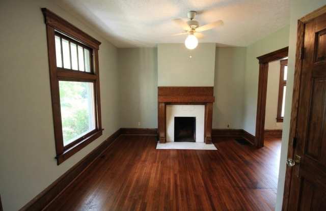 142 E Northwood Avenue Gallery 3