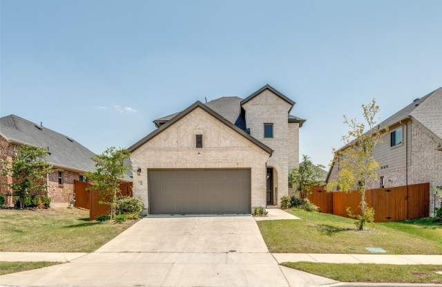 3906 Belleview Place Gallery 1
