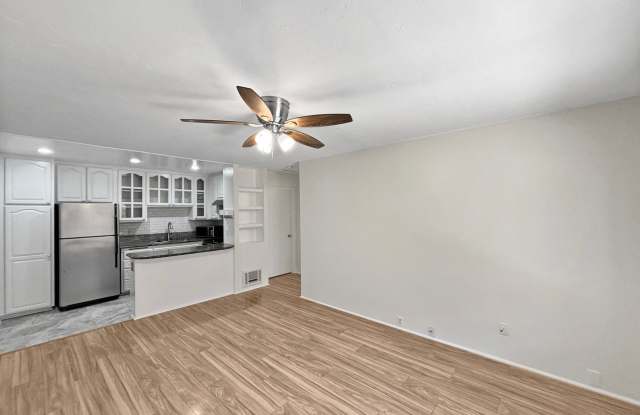 Newly Remodeled 1BD/BA Condo In Mission Valley W/ Reserved Parking, Front Patio,  Community Pool/Spa! photos photos