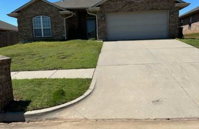 Home for Lease – 1409 Meadow Run, Moore, OK 73160 photos photos