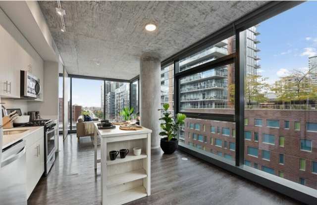 720 S Clark St photos photos