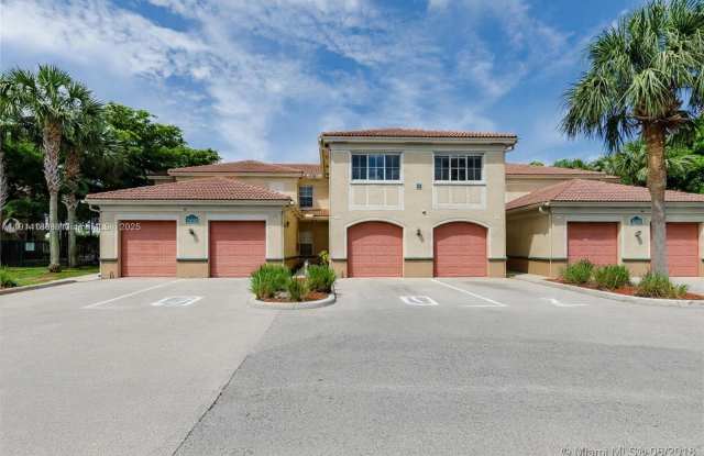 2458 Centergate Dr photos photos