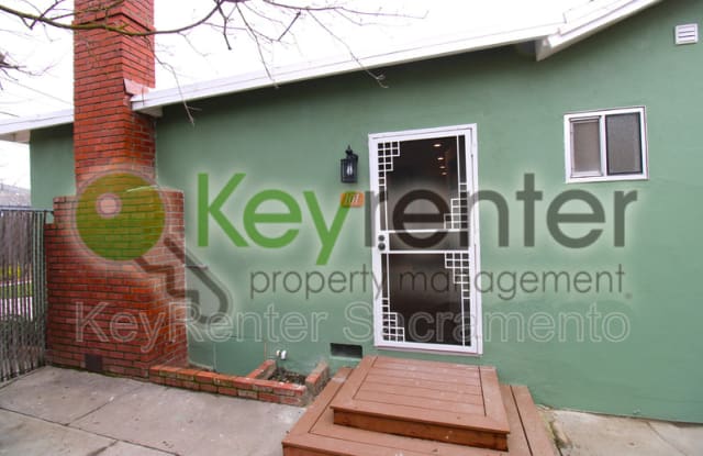 2457 39th Ave - 2457 39th Avenue, Sacramento, CA 95822