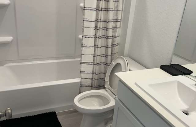 6526 Augustus Magee photos photos