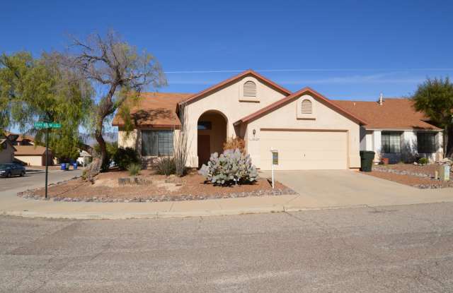 10133 E Essex Village Drive - 10133 East Essex Village Drive, Tucson, AZ 85748