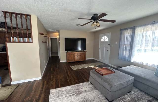 For Rent — Charming Furnished 2 Bedroom Home in Belspring, VA photos photos