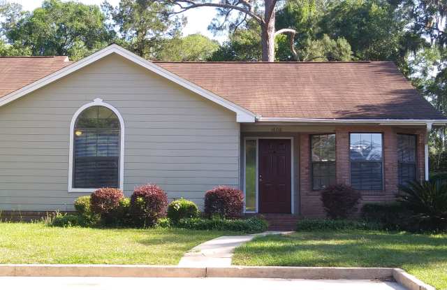 1608-B Akridge Dr photos photos