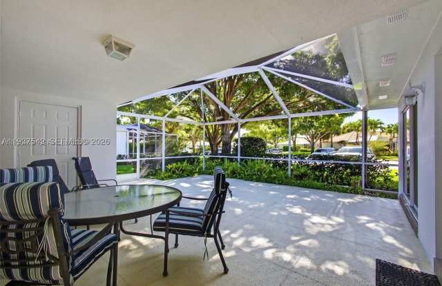 7102 Geminata Oak Ct Gallery 4
