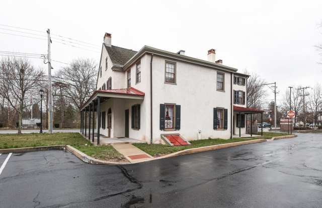 1432 BETHLEHEM PIKE Gallery 3