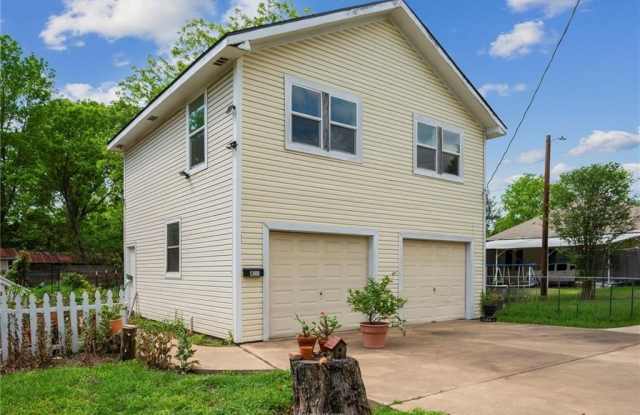 400 Robertson Street photos photos