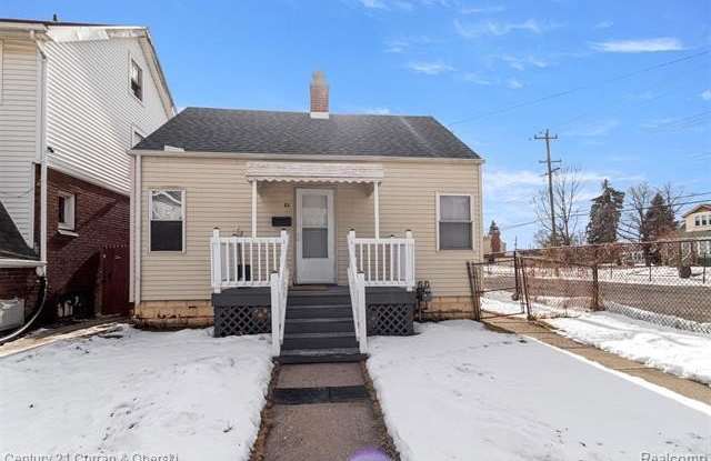 53 W Charlotte Street photos photos