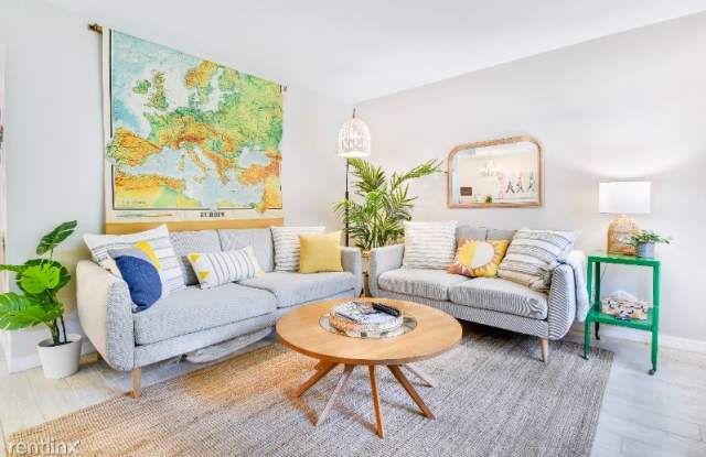 3640 41st Ln S 72 - 3640 41st Lane South, St. Petersburg, FL 33711 3640 41st Ln S 72 - 3640 41st Lane South, St. Petersburg, FL 33711