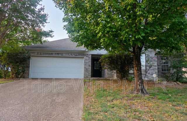 12512 Woodbury Dr Gallery 1