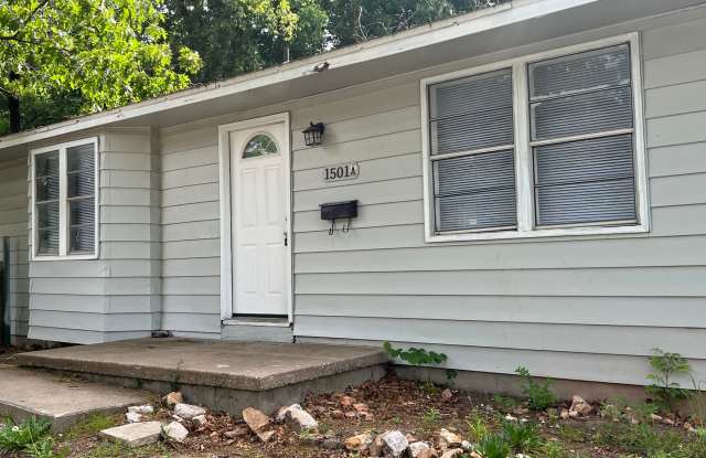 2 Bedroom, 1 Bathroom Duplex in NW Springfield photos photos