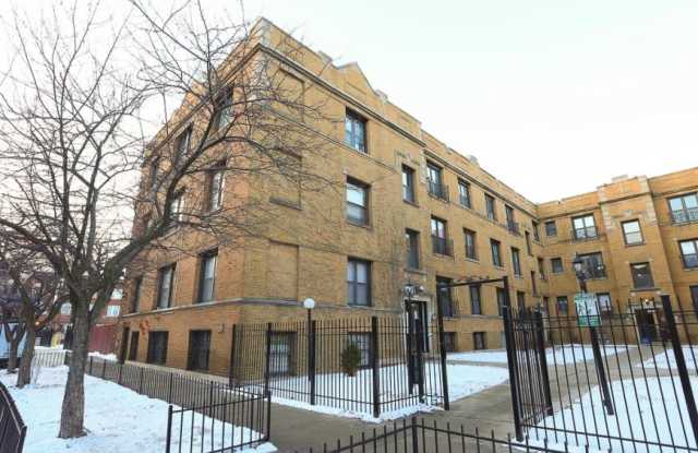 730 Roscoe photos photos 730 Roscoe photos photos