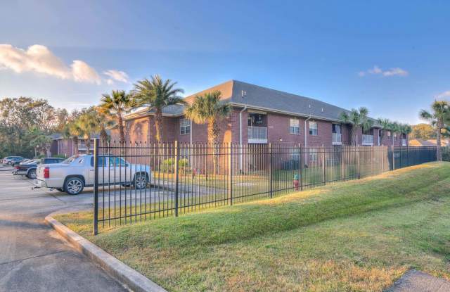 55+Senior Community******Rent $949/month****** All Brick Building photos photos