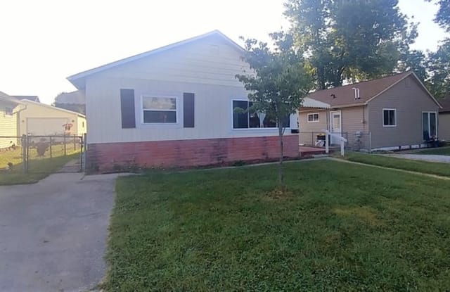 163 North 8th Avenue - 163 N 8th Ave, Beech Grove, IN 46107