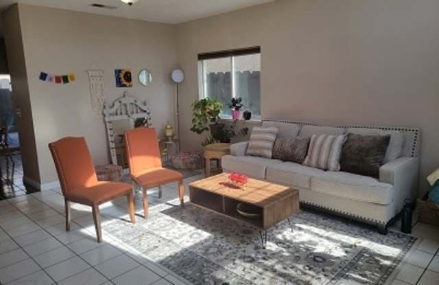 199 Remington Drive Gallery 3