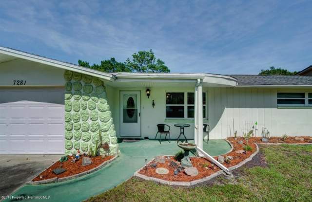 7281 Apache Trail Gallery 4
