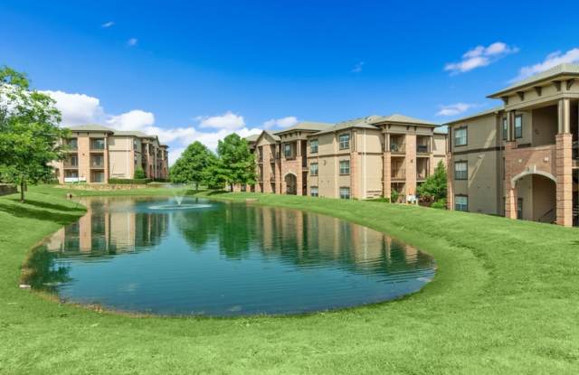 Falcon Lakes photos photos
