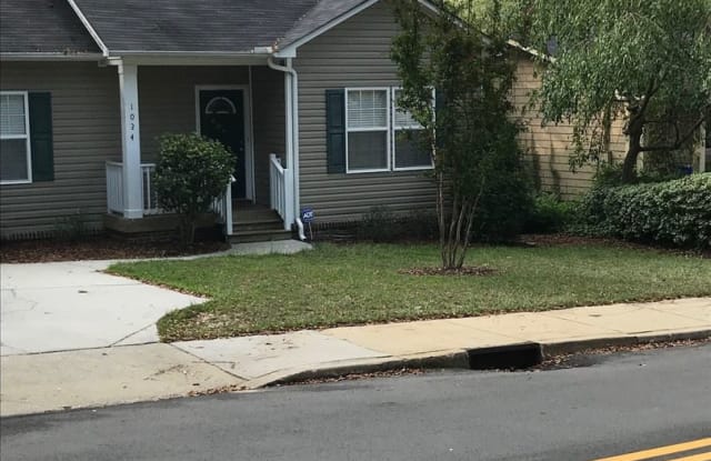 1034  Benton Avenue - 1034 Benton St, Columbia, SC 29201