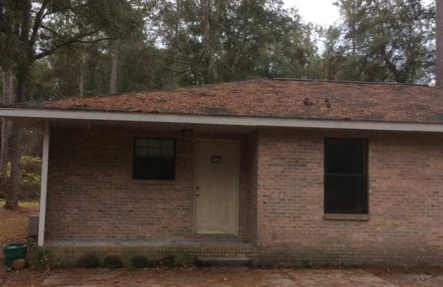 Duplex in Crawfordville photos photos