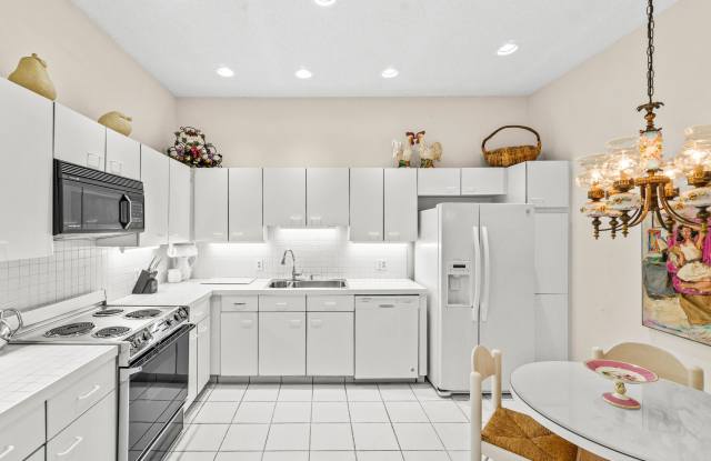 5184 Lake Catalina Drive photos photos