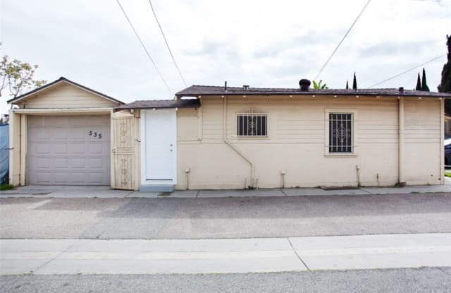 535 W La Habra - 535 West La Habra Boulevard, La Habra, CA 90631