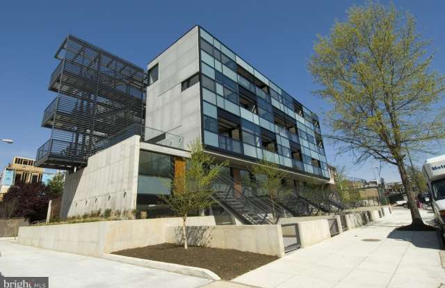 2250 11TH NW unit: 105 photos photos