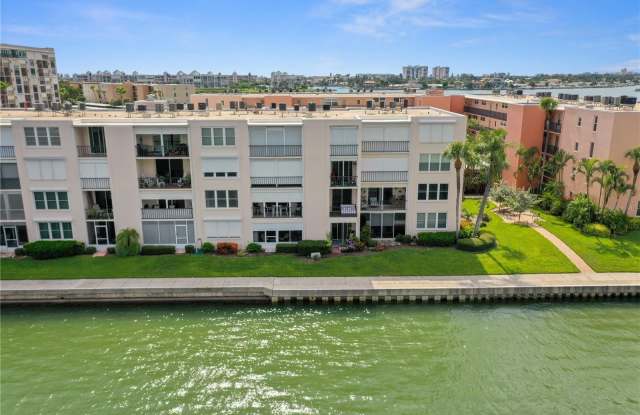 7645 SUN ISLAND DRIVE S photos photos