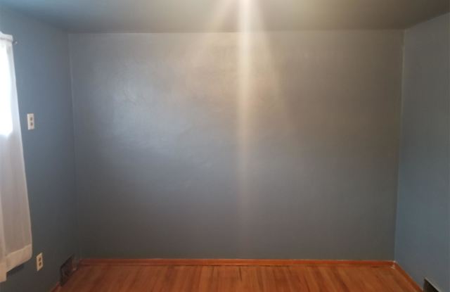 3442 Corona Street Gallery 4