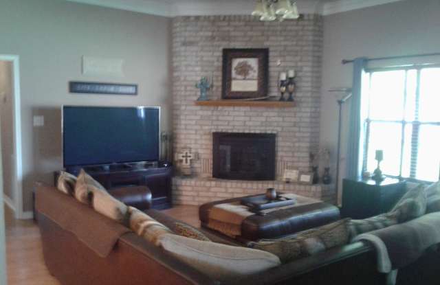 1923 Shield Drive - 1923 Shield Drive, New Braunfels, TX 78130