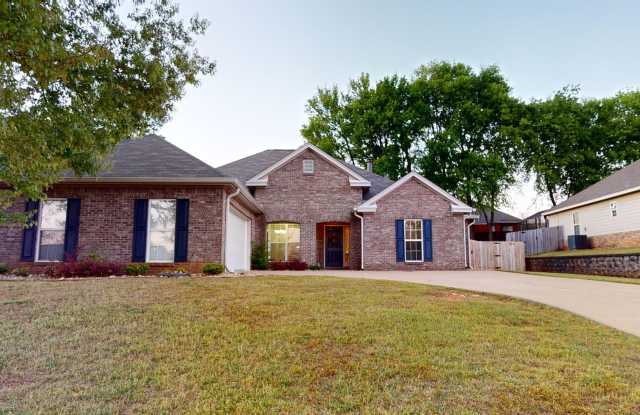 Fabulous 4 bdrm/3bath in desirable Brookstone Neighborhood photos photos