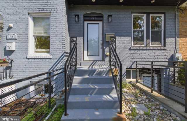 925 DELAFIELD Place NW - 925 Delafield Place Northwest, Washington, DC 20011