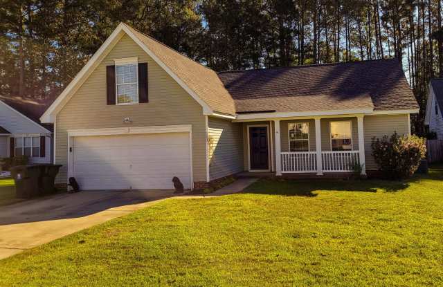 Conveniently located in a quiet cul-de-sac photos photos