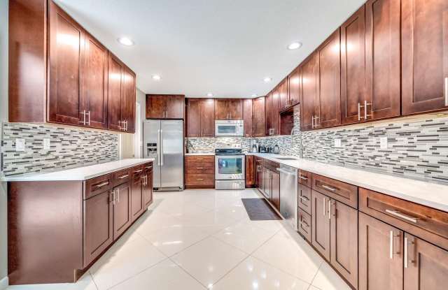 574 Juniper Place Gallery 2
