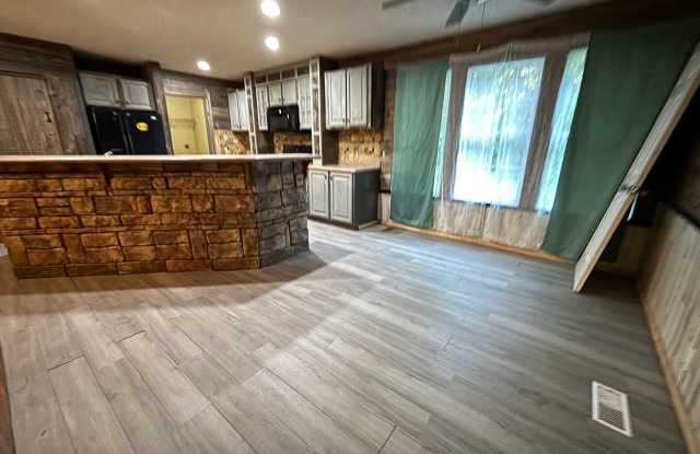 COUNTRY LIVING IN THE DESIRABLE CITY OF HAUGHTON, LOUISIANA Gallery 3