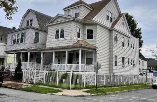 498 Norwood St photos photos