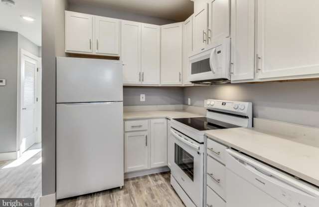 730 51st Street Northeast - 1 photos photos