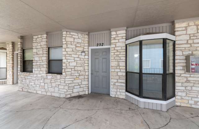 2604 Salado St photos photos