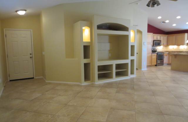 11748 W. Mauna Loa Ln. Gallery 4