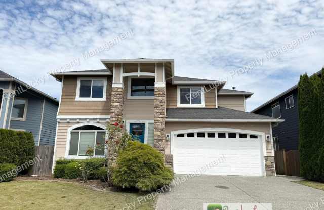 Amazing 5 Bedroom Home in Bothell with Gorgeous Finishes and Large Family Room! photos photos
