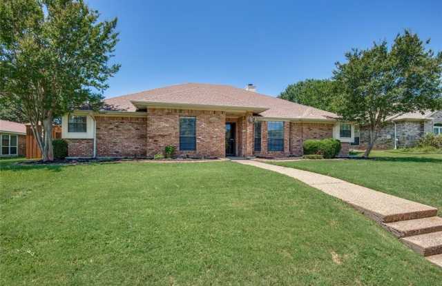 3829 Townbluff Drive Gallery 2