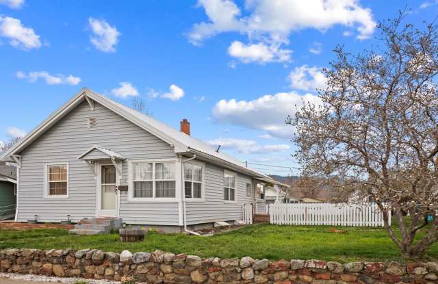 Peaceful northside home - 1217 X Avenue, La Grande, OR 97850