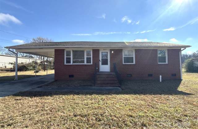 6005 Waxhaw Highway - 6005 Waxhaw Highway, Mineral Springs, NC 28108