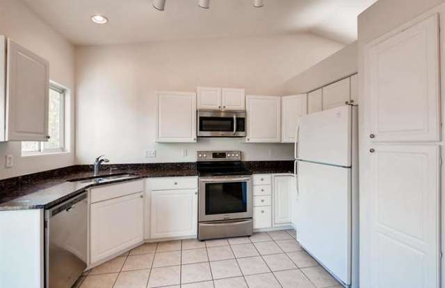 21859 Silver Meadow Circle Gallery 2