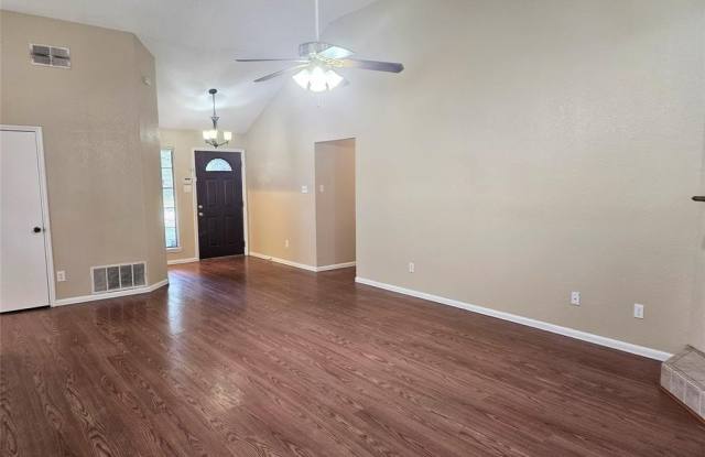 3201 Fairmeadows Lane Gallery 3