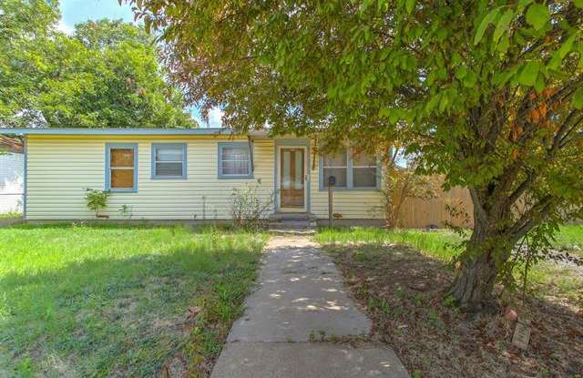 1836 Carver Avenue - 1836 Carver Avenue, Fort Worth, TX 76102