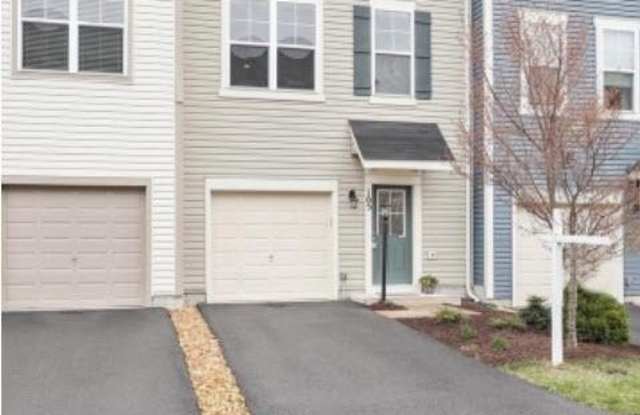 105 PINTANGLE Court photos photos