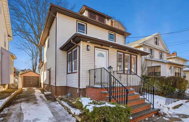 4 LINCOLN PL photos photos